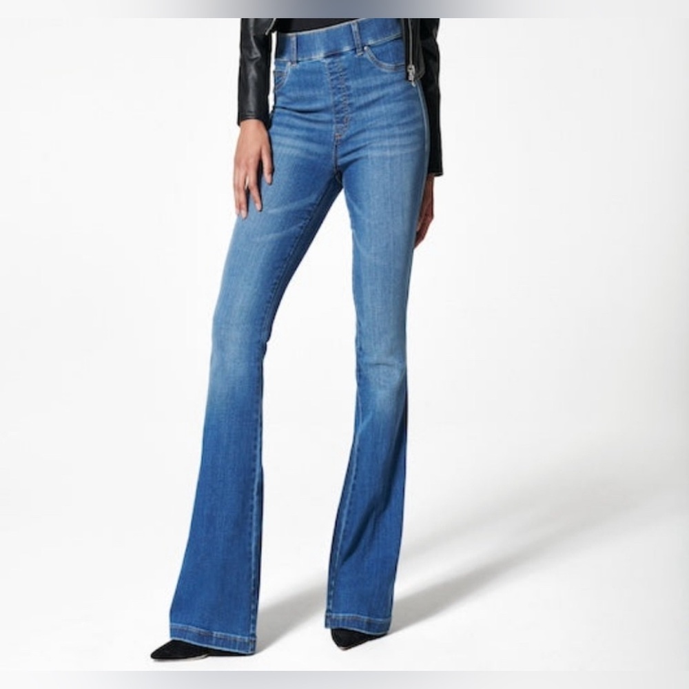 NWT Spanx Women’s High Rise Flare Jeans